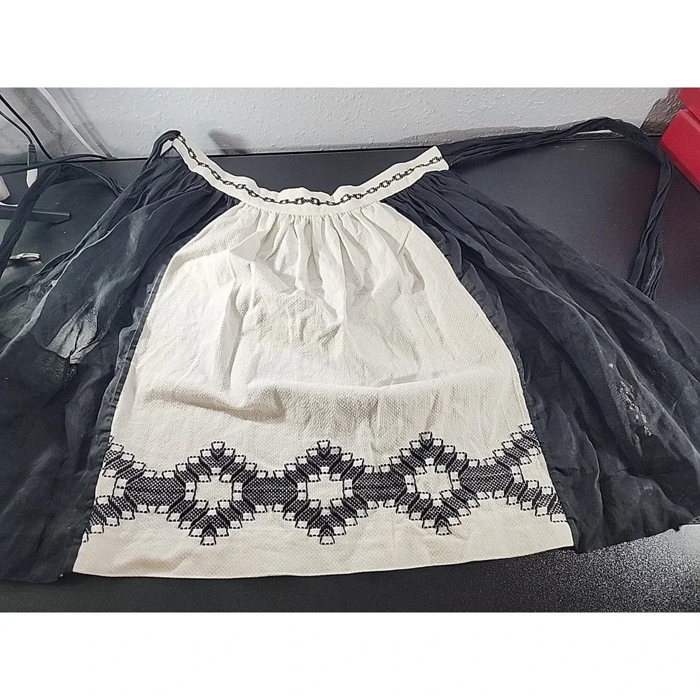 Vintage Embroidered‎ Black White Hostess Half Apron Shabby Cottage Retro MCM